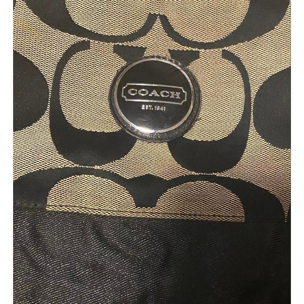 *Authentic Coach Purse - Picture 3 of 8